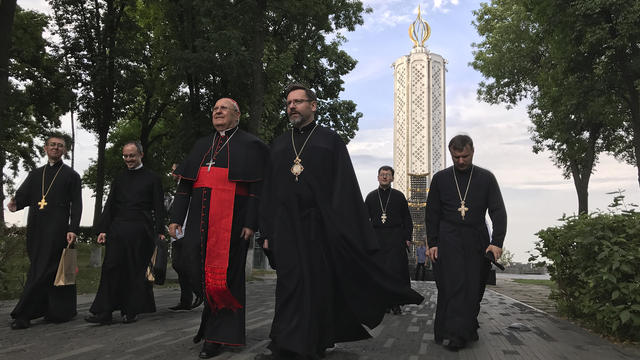 Кардинал Леонардо Сандрі у Києві