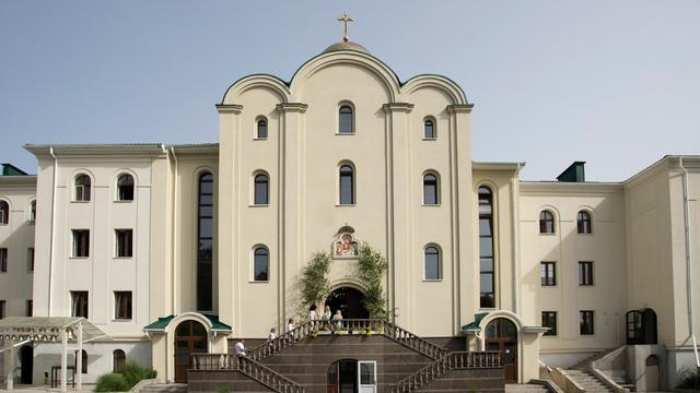 Божественна Літургія онлайн у Понеділок Святого Духа