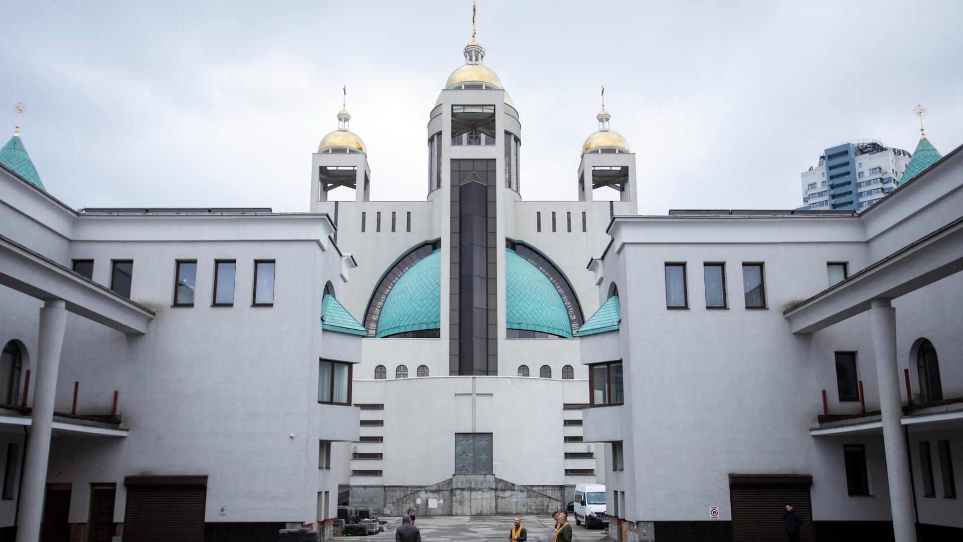 Божественна Літургія онлайн у Світлий Понеділок 