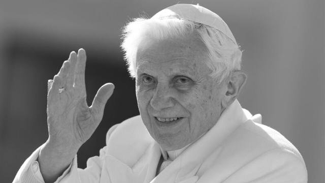 Похорон папи-емерита Венедикта XVI