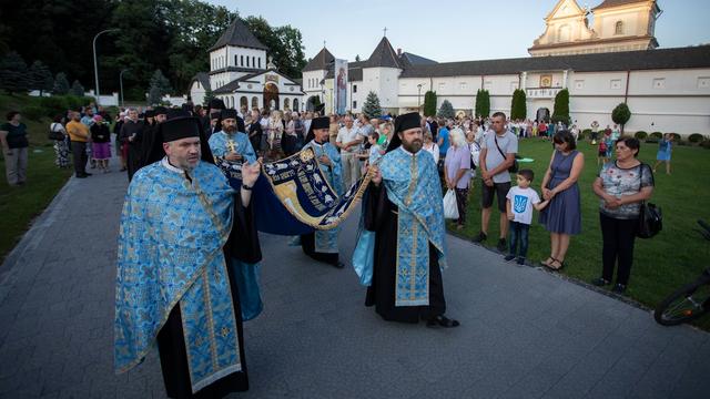 Трансляція Вечірні з Свято-Успенської Унівської лаври