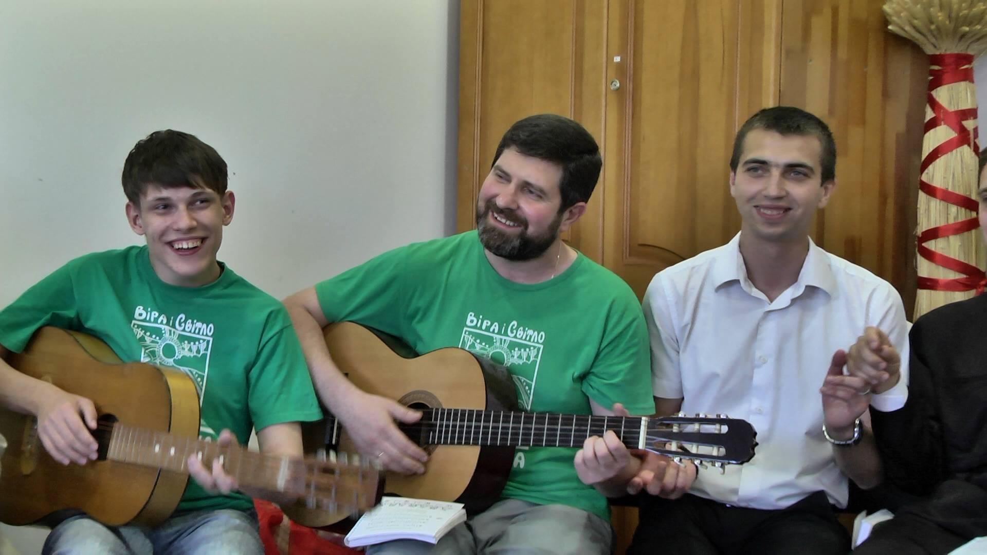 Віра і Світло: дар любові від особливих людей