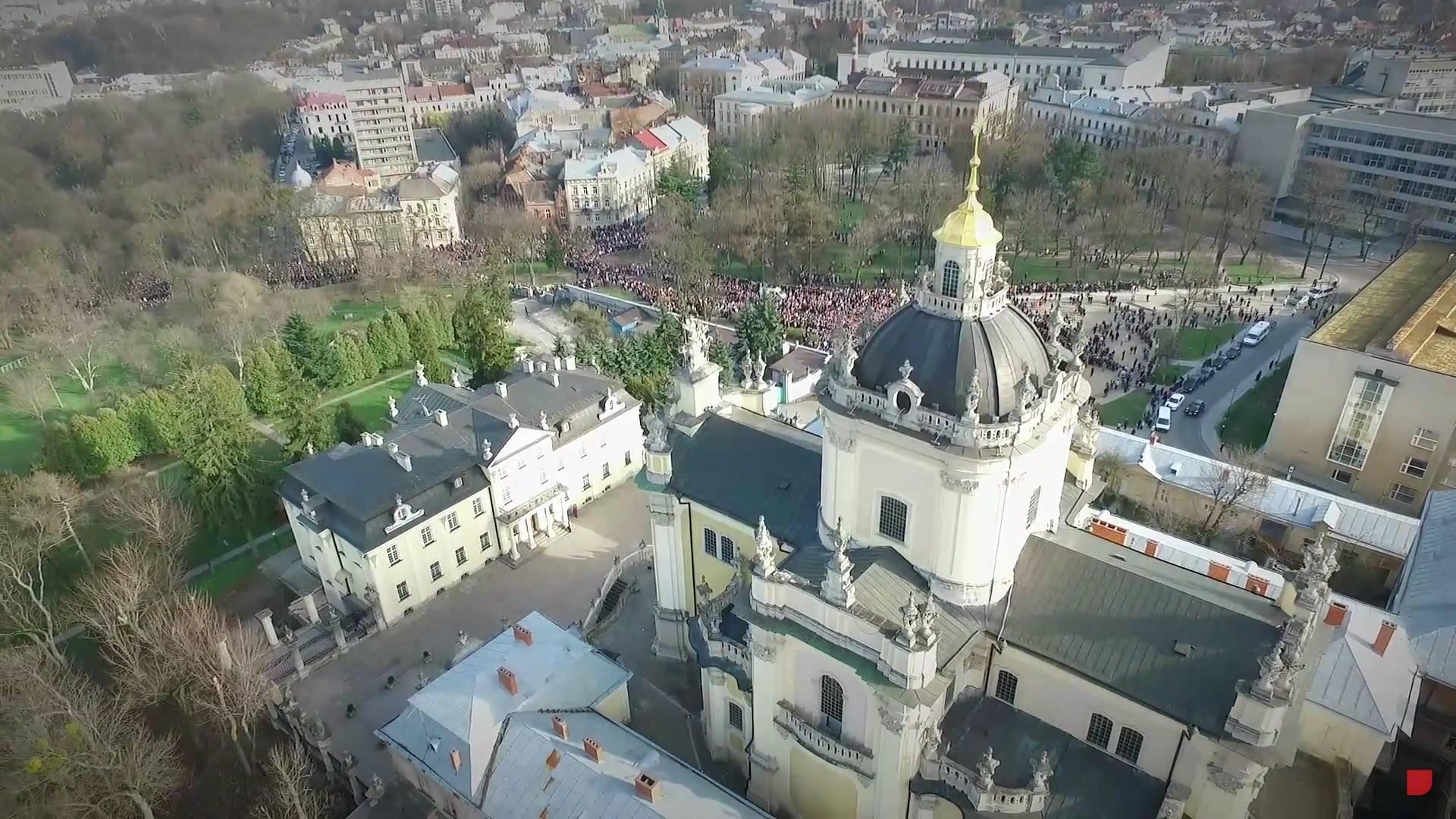Хресна хода УГКЦ 2016 у Львові з висоти пташиного польоту