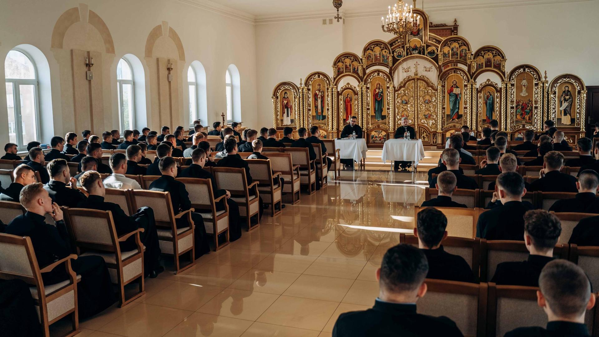 Божественна Літургія онлайн. 130-ліття Івано-Франківської духовної семінарії