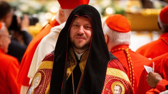За лаштунками Конклаву: Розмова з Кардиналом Бичком