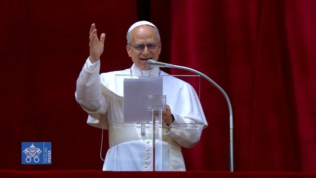 Папа Лев XIV молиться «Ангел Господній»: Дивіться пряму трансляцію з українським перекладом