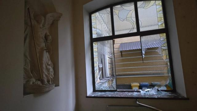 Око не має звикати до руїн. Як відбудова лікує рани війни? | Добра розмова