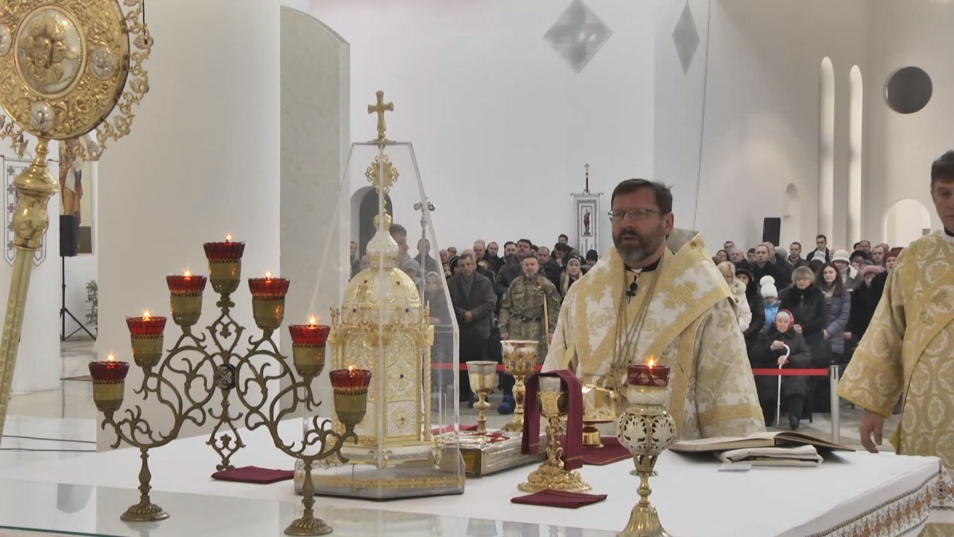 10.01.2016 Божественна Літургія у Патріаршому соборі 