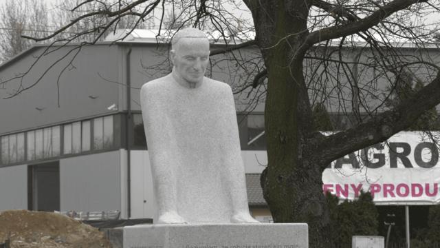 У Польщі встановили пам’ятник священику УГКЦ о. Омеляну Ковчу